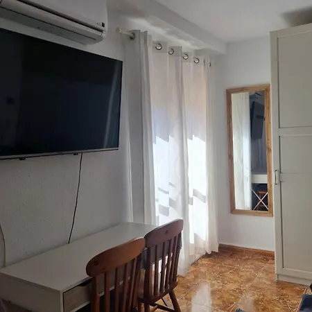 Hostel Cozy, Comfotable *