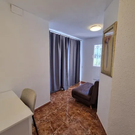 Cozy, Comfotable 호스텔 푸엔히롤라